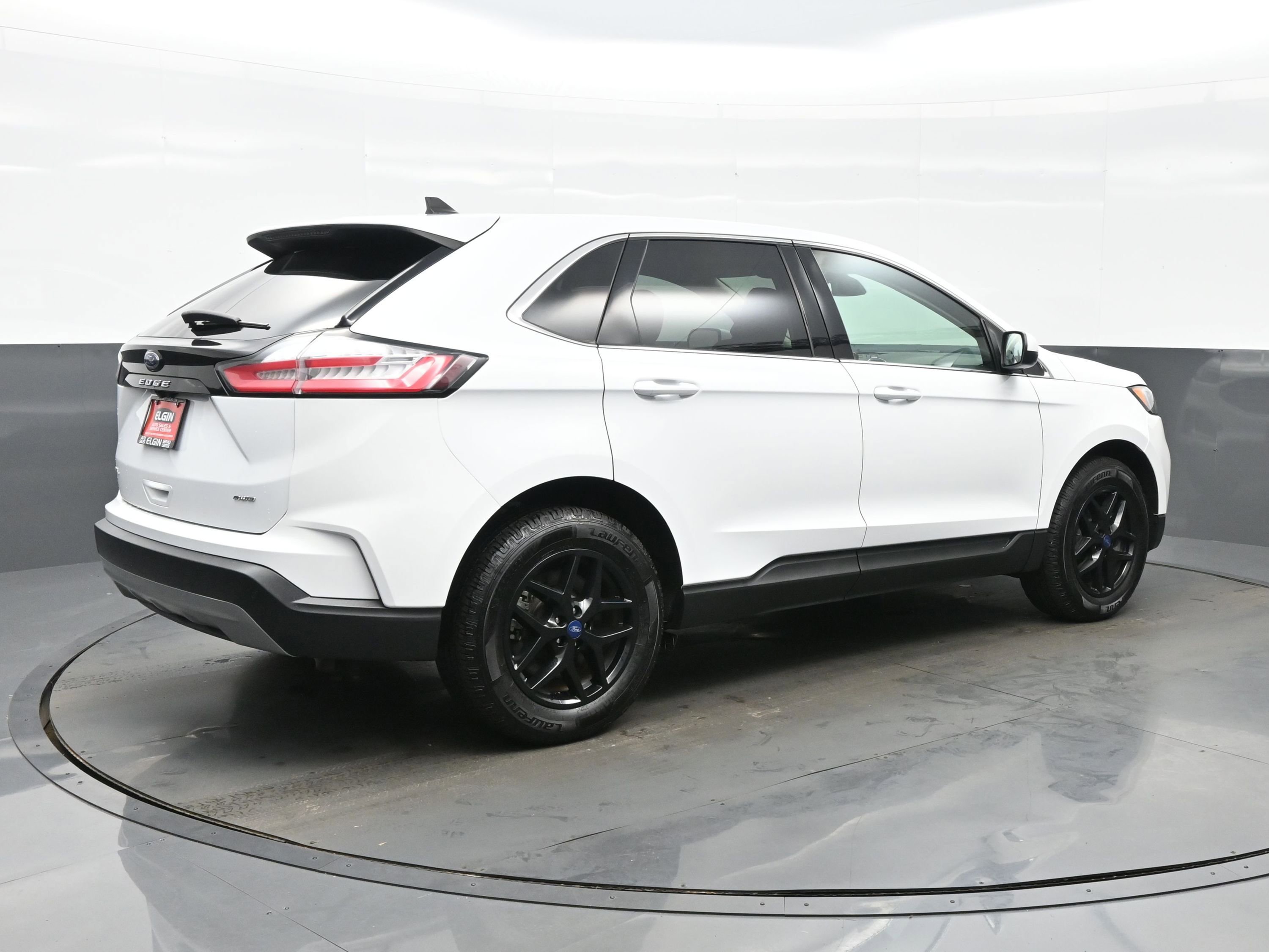 Used 2022 Ford Edge SEL image 6