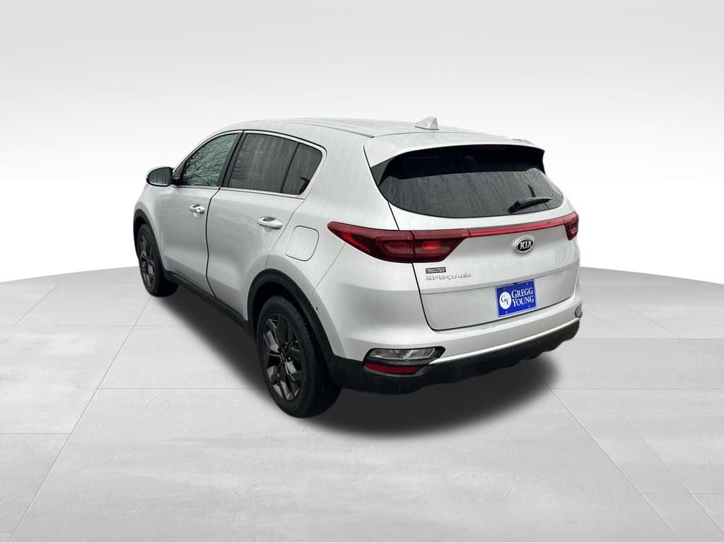 Used 2022 Kia Sportage LX w/ LX FWD Value Edition Package image 4