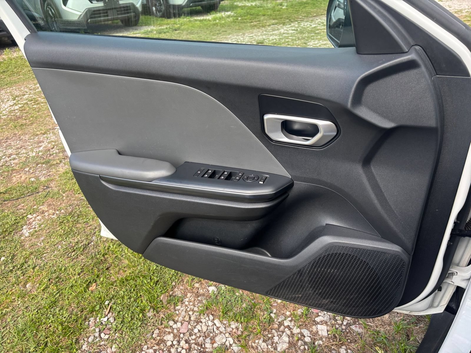 Used 2025 Kia K4 FWD image 18