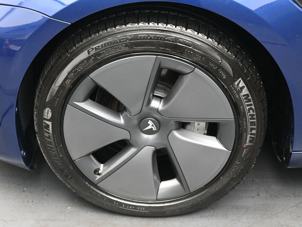 Used 2023 Tesla Model 3 Standard Range image 36