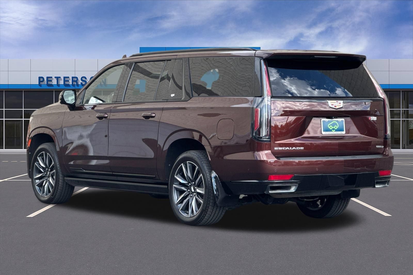 Certified 2022 Cadillac Escalade ESV Sport Platinum AWD/4WD image 6