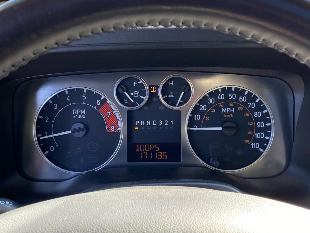 Used 2008 HUMMER H3 Luxury image 13
