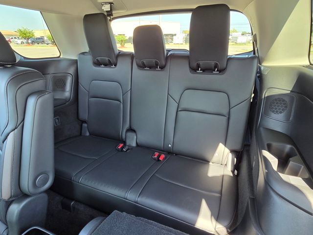 New 2026 Nissan Pathfinder Platinum FWD image 14