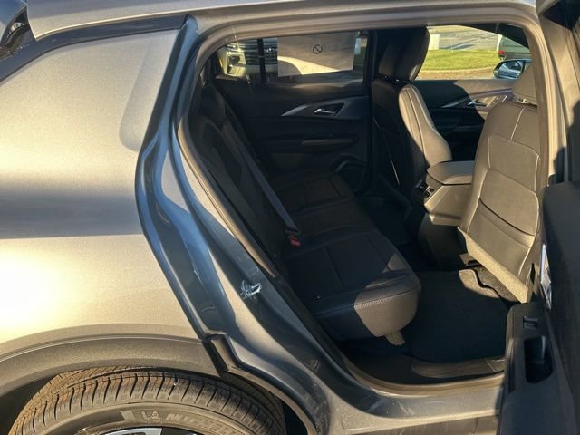 New 2026 Chevrolet Equinox EV LT image 31