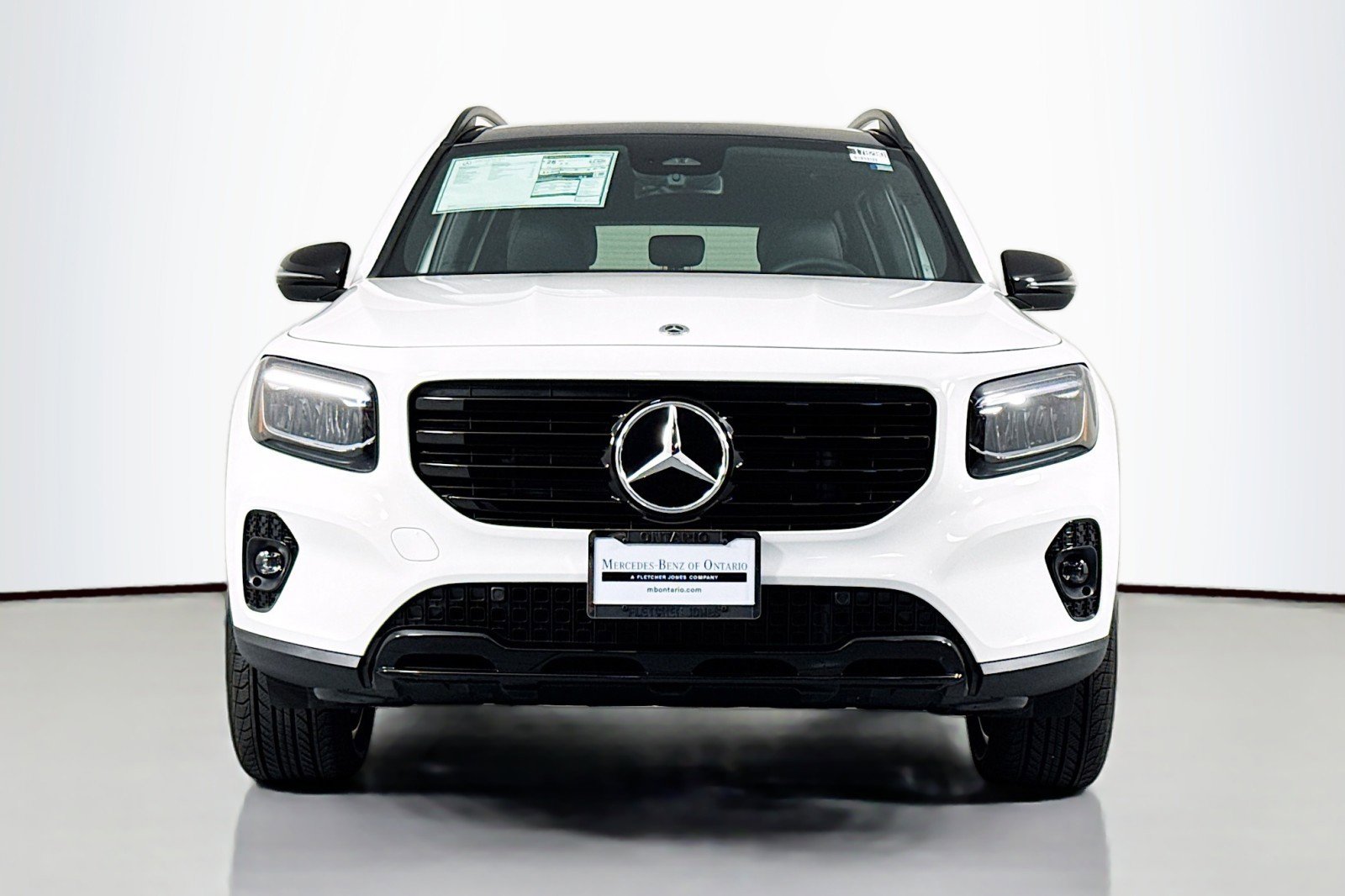 New 2026 Mercedes-Benz GLB 250 image 2