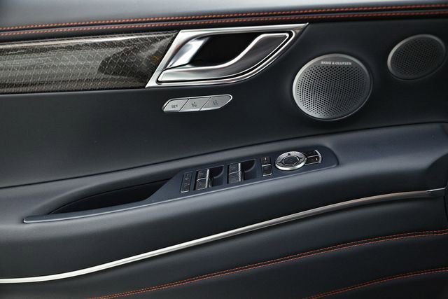 New 2026 Genesis GV80 3.5T e-SC image 16