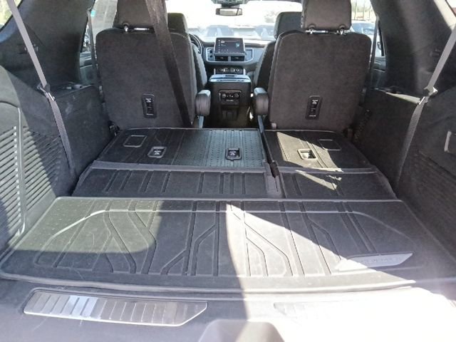 Used 2024 Chevrolet Tahoe Z71 w/ Luxury Package image 30