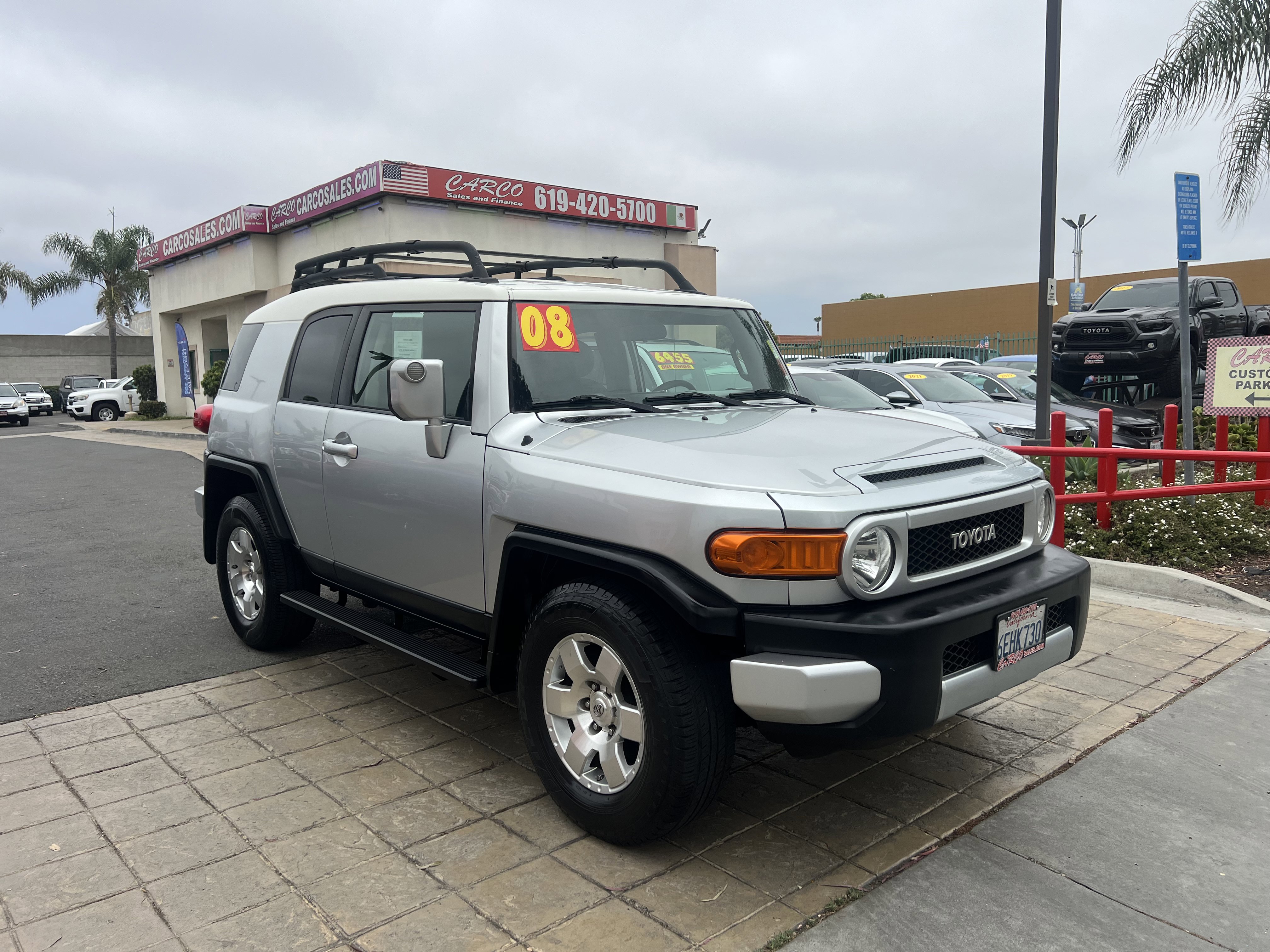 Used 2008 Toyota FJ Cruiser 2WD image 2