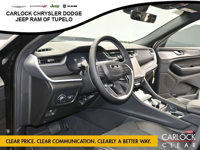 New 2025 Jeep Grand Cherokee Altitude image 10