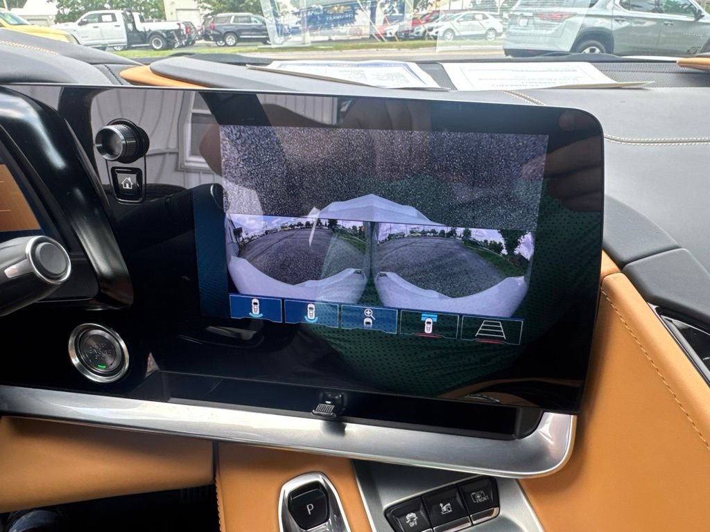 Used 2024 Chevrolet Corvette E-Ray AWD/4WD image 38