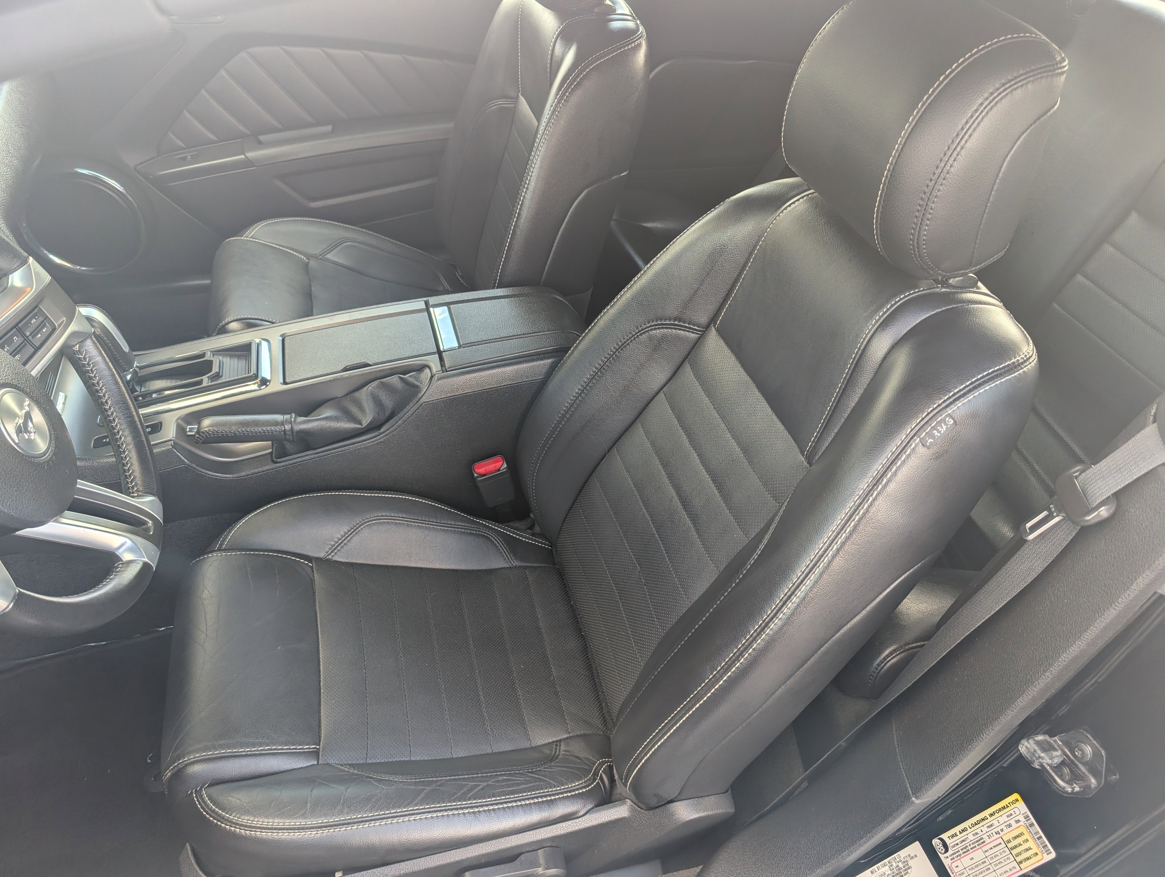 Used 2013 Ford Mustang GT Premium w/ Electronics Pkg RWD image 11