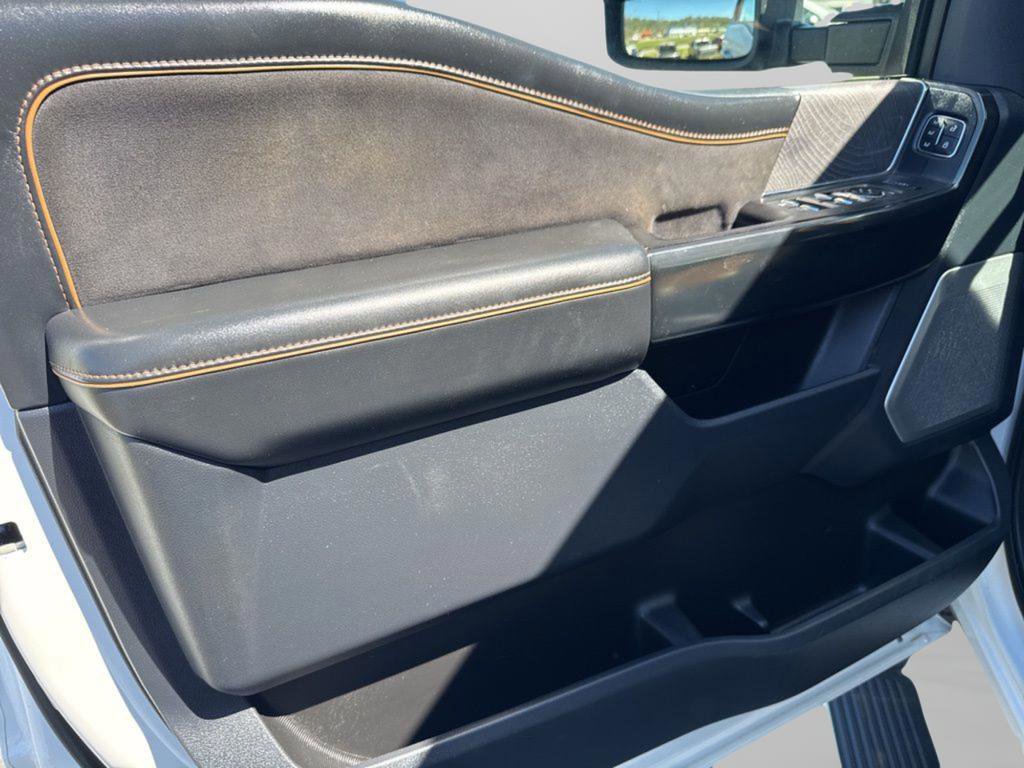 Used 2024 Ford F250 Platinum image 21