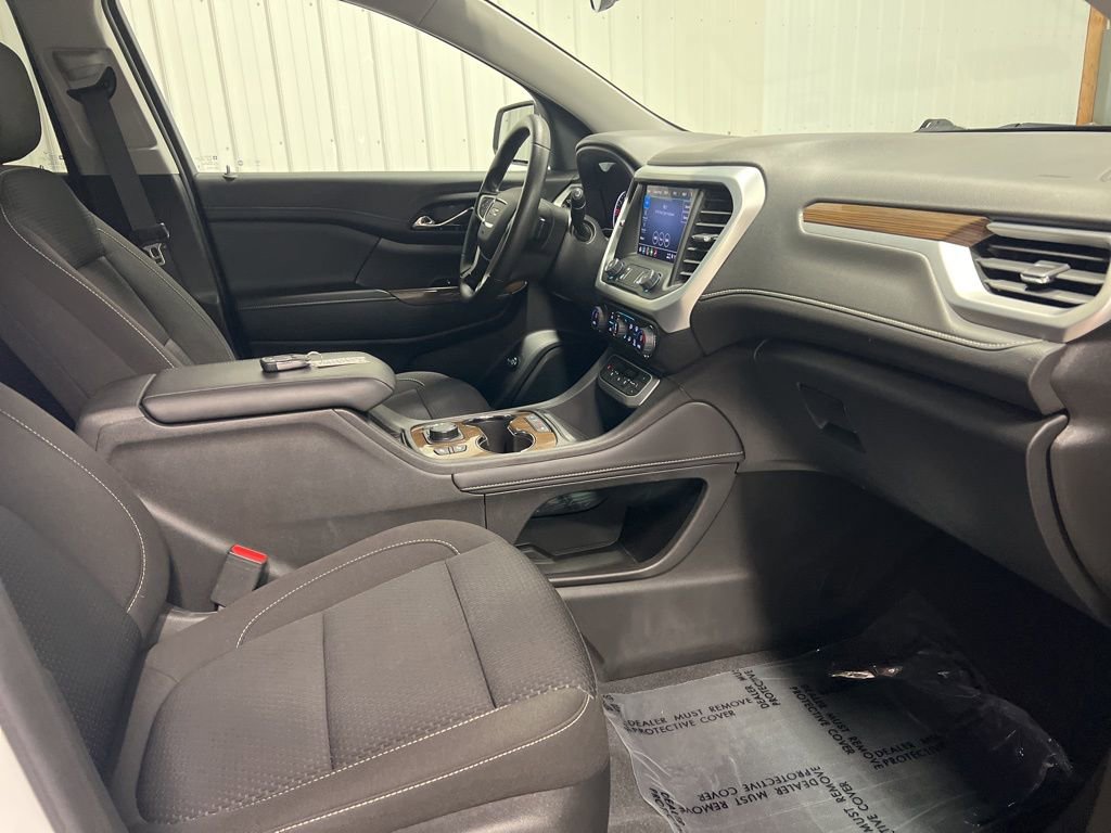 Certified 2023 GMC Acadia SLE w/ Driver Convenience Package image 9