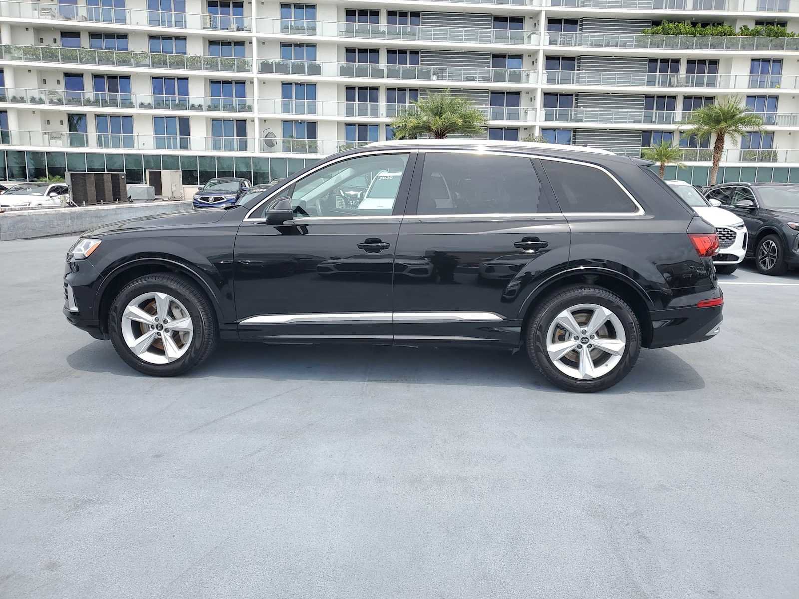 Certified 2022 Audi Q7 Premium Plus w/ Premium Plus Package image 3