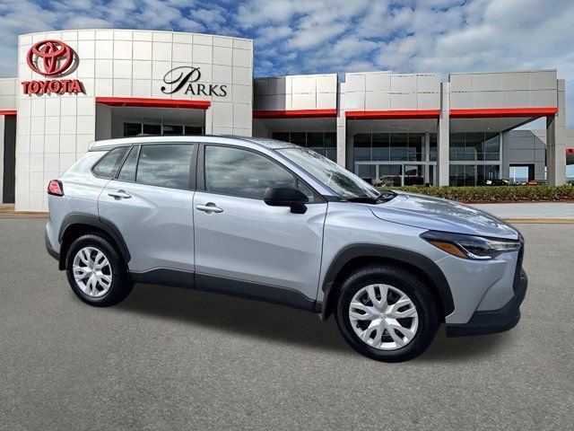 Certified 2024 Toyota Corolla Cross L image 1