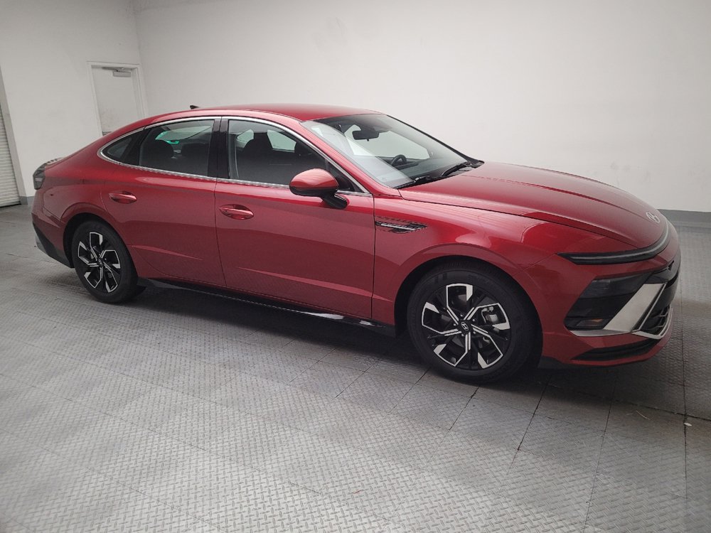 Used 2025 Hyundai Sonata SEL FWD image 11