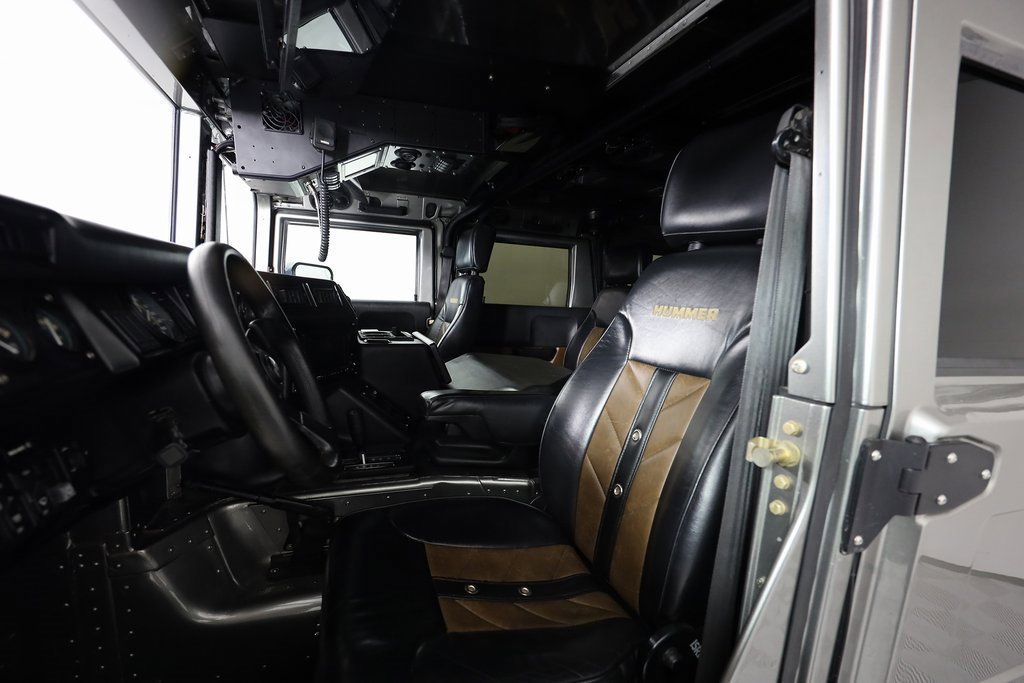 Used 1998 HUMMER H1 4-Door Wagon image 15