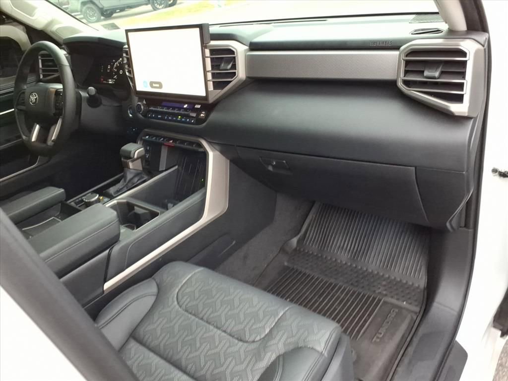 Used 2024 Toyota Tundra Limited image 18