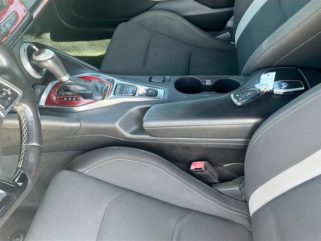 Used 2017 Chevrolet Camaro LT RWD image 22