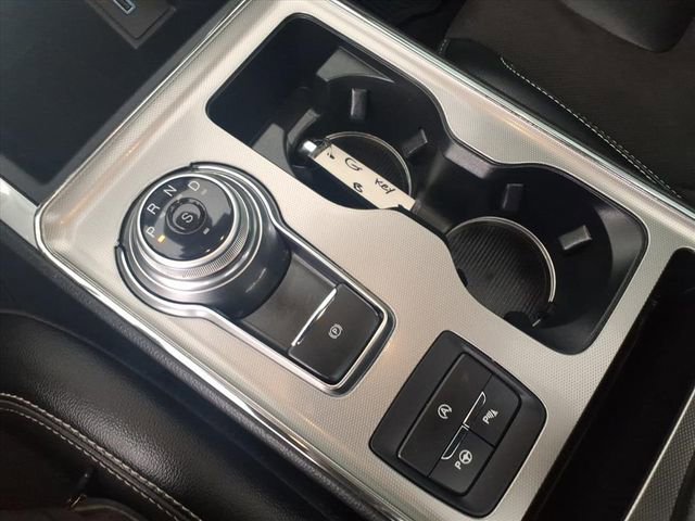 Certified 2024 Ford Edge ST w/ Equipment Group 401A image 24