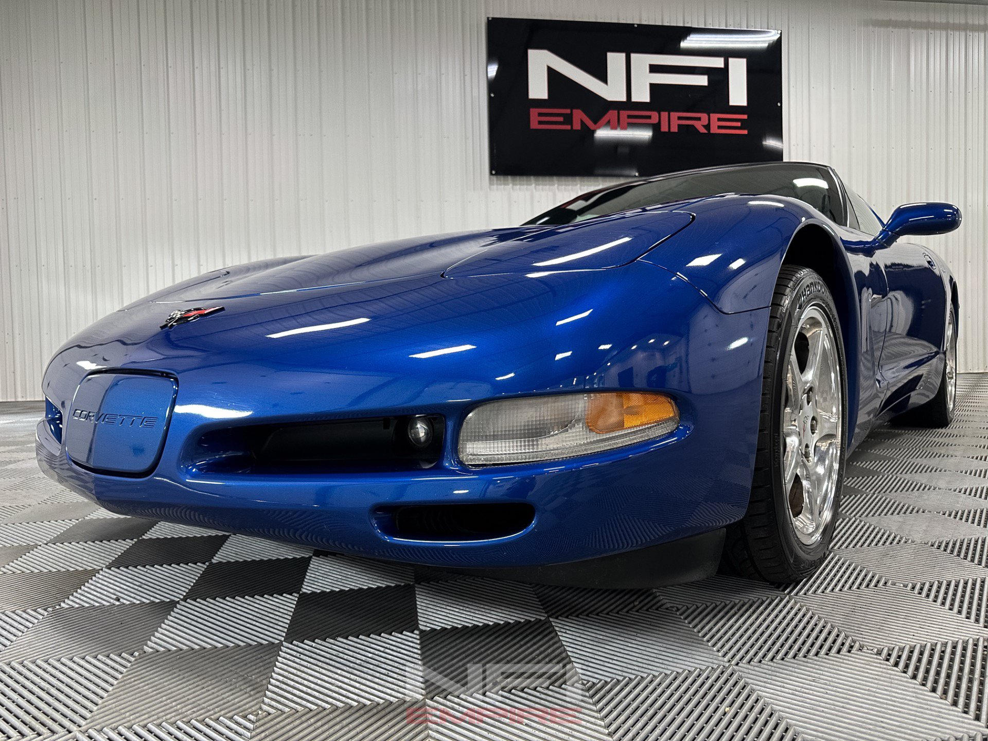 Used 2002 Chevrolet Corvette Coupe w/ Preferred Equipment Group2 RWD image 13