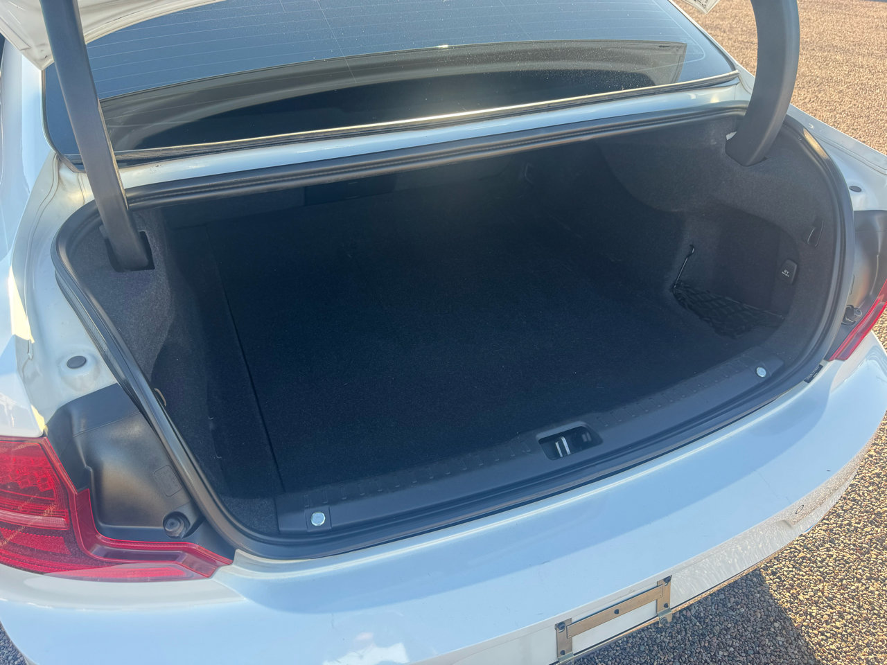 Used 2018 Volvo S90 T6 Inscription w/ Convenience Package image 35