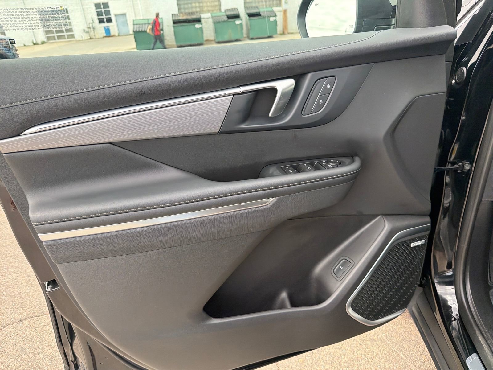 Used 2025 Buick Enclave Preferred image 13