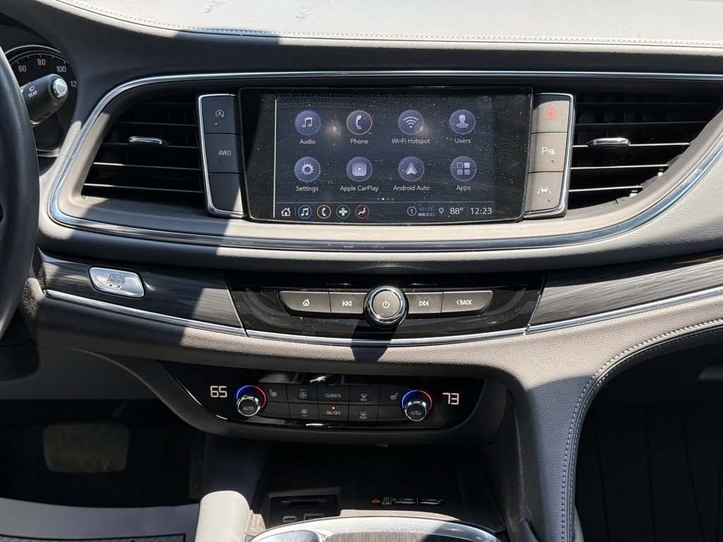 Used 2023 Buick Enclave Essence w/ Experience Buick Package AWD/4WD image 13