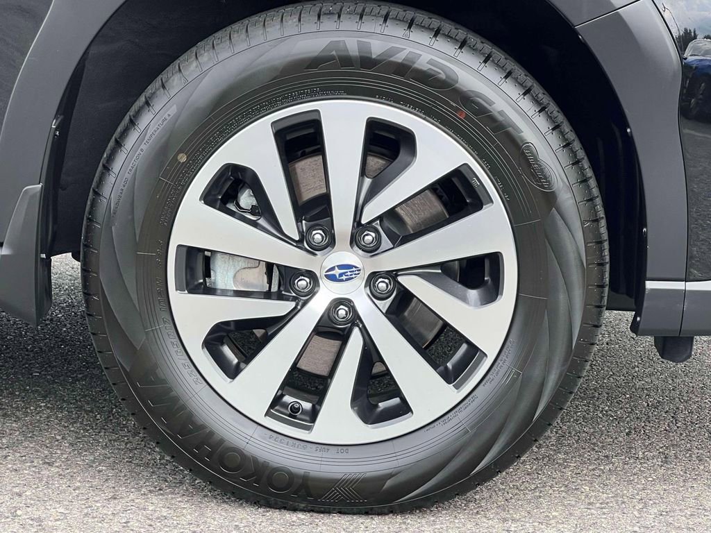 Used 2025 Subaru Outback Premium w/ Popular Package #1A image 6