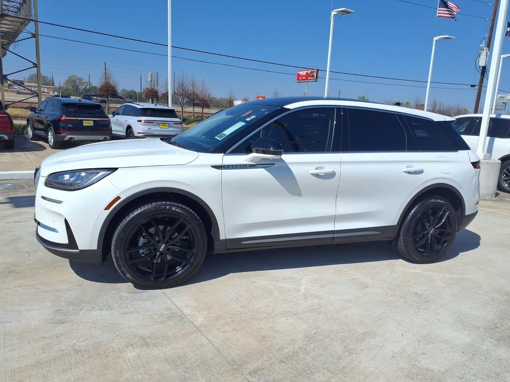 Used 2024 Lincoln Corsair FWD w/ Equipment Group 101A image 3