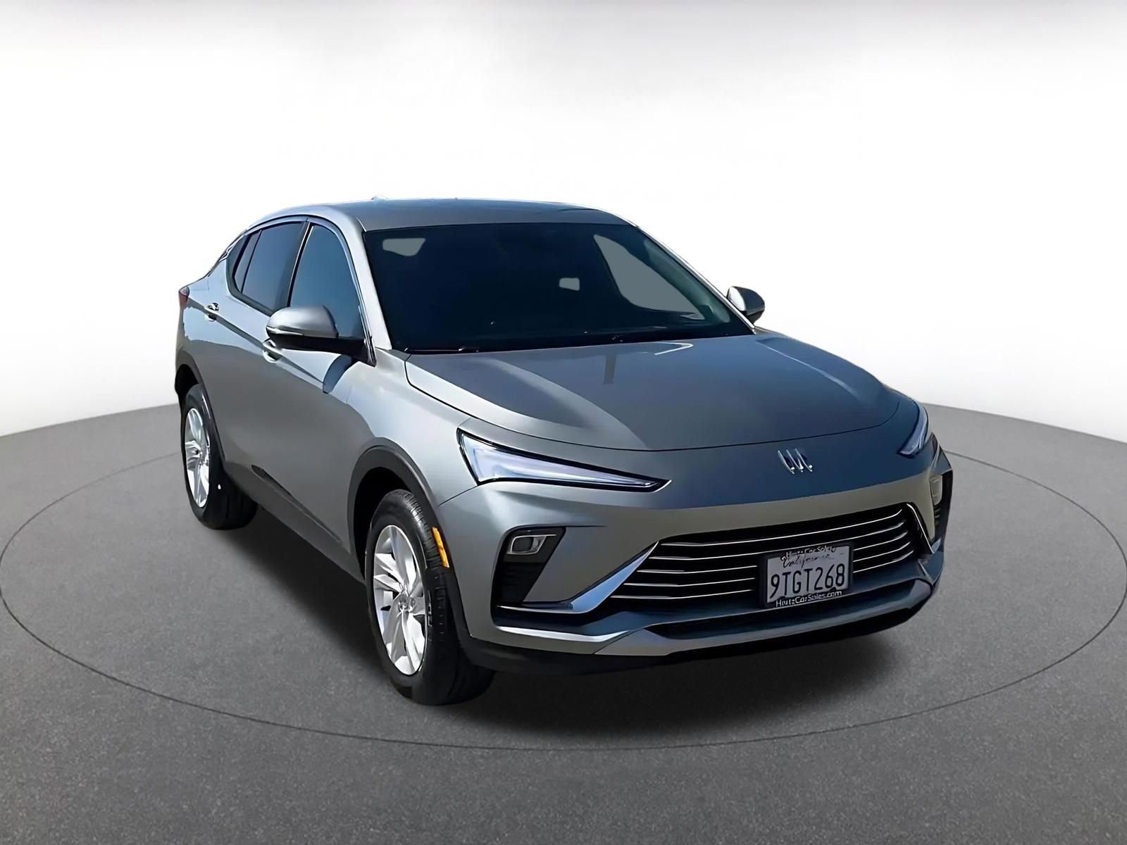 Used 2025 Buick Envista Preferred image 3