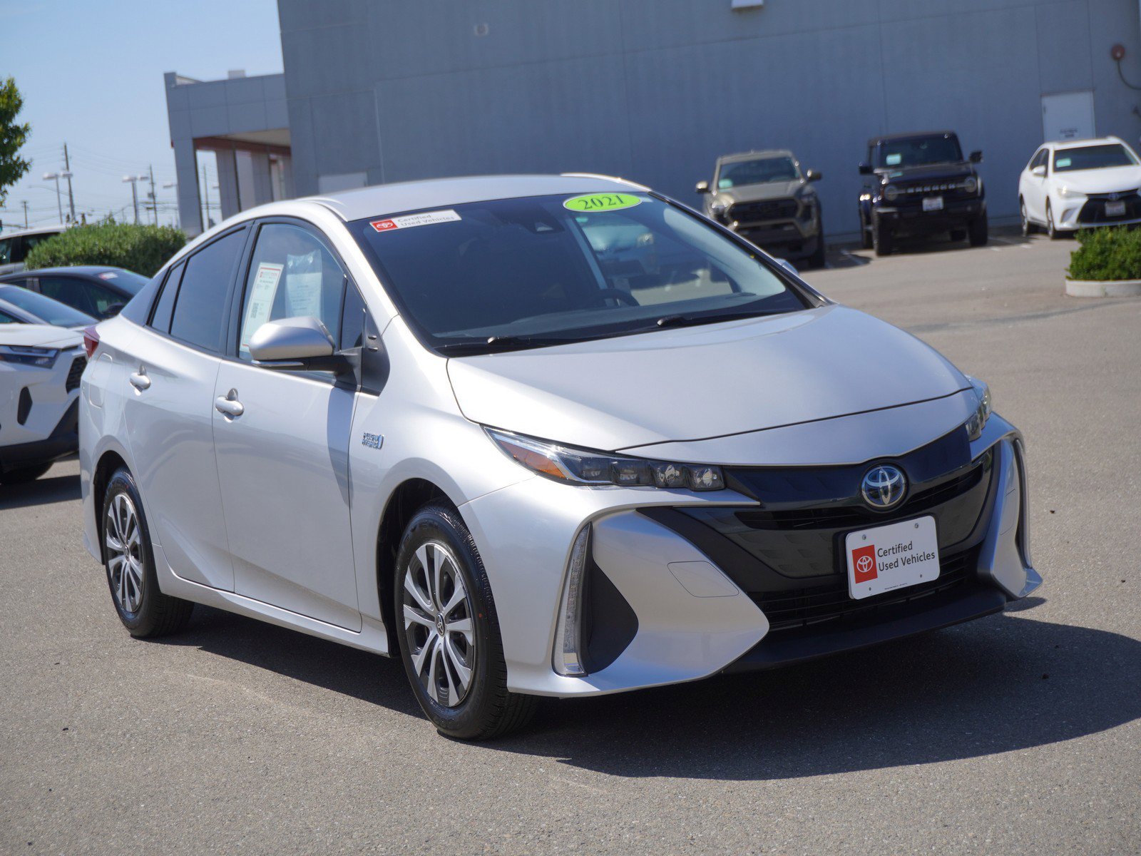Used 2021 Toyota Prius Prime XLE FWD image 1