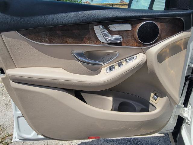 Used 2018 Mercedes-Benz GLC 300 image 22
