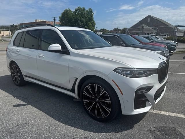Used 2022 BMW X7 M50i AWD/4WD image 5