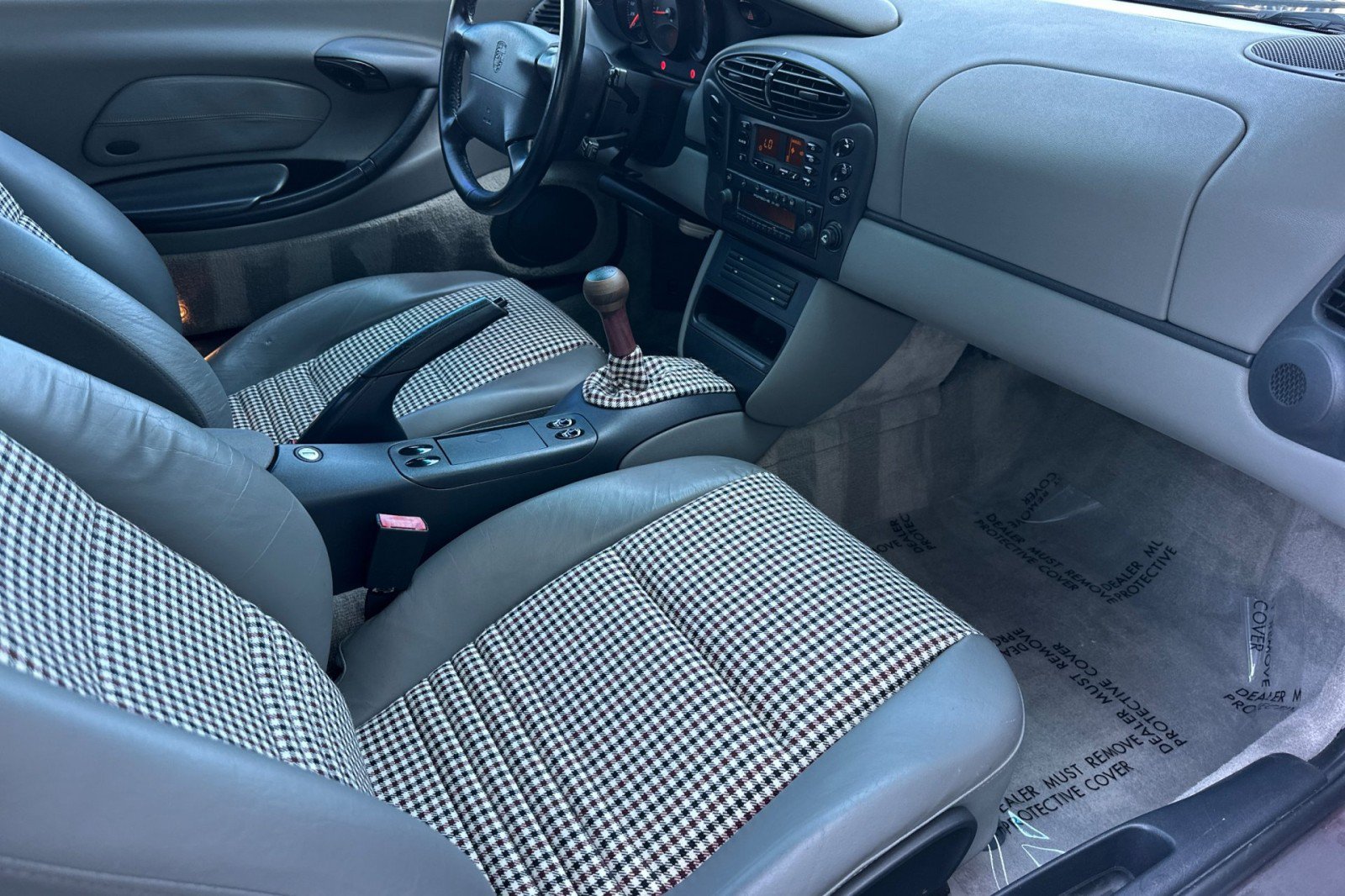 Used 1999 Porsche Boxster RWD image 13