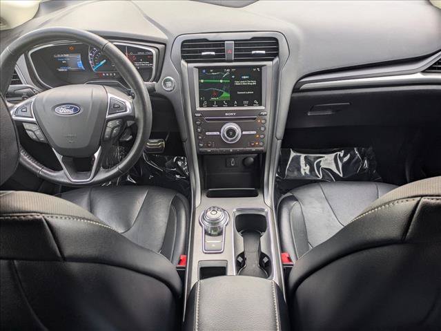 Used 2018 Ford Fusion Titanium AWD/4WD image 18