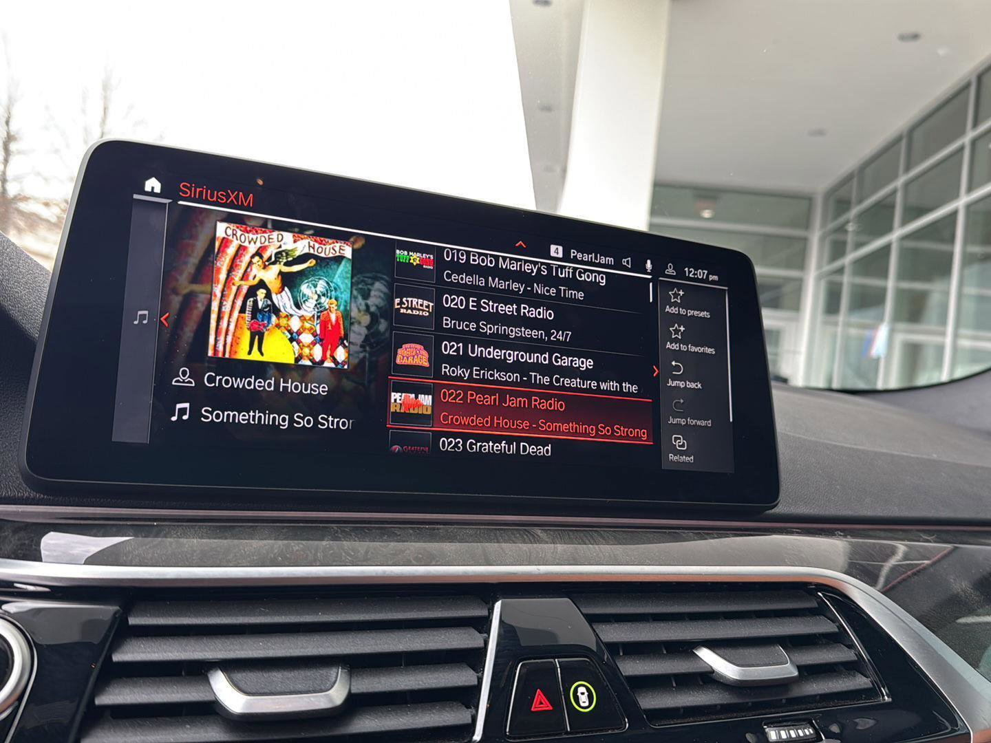 Certified 2023 BMW 540i w/ M Sport Package image 24