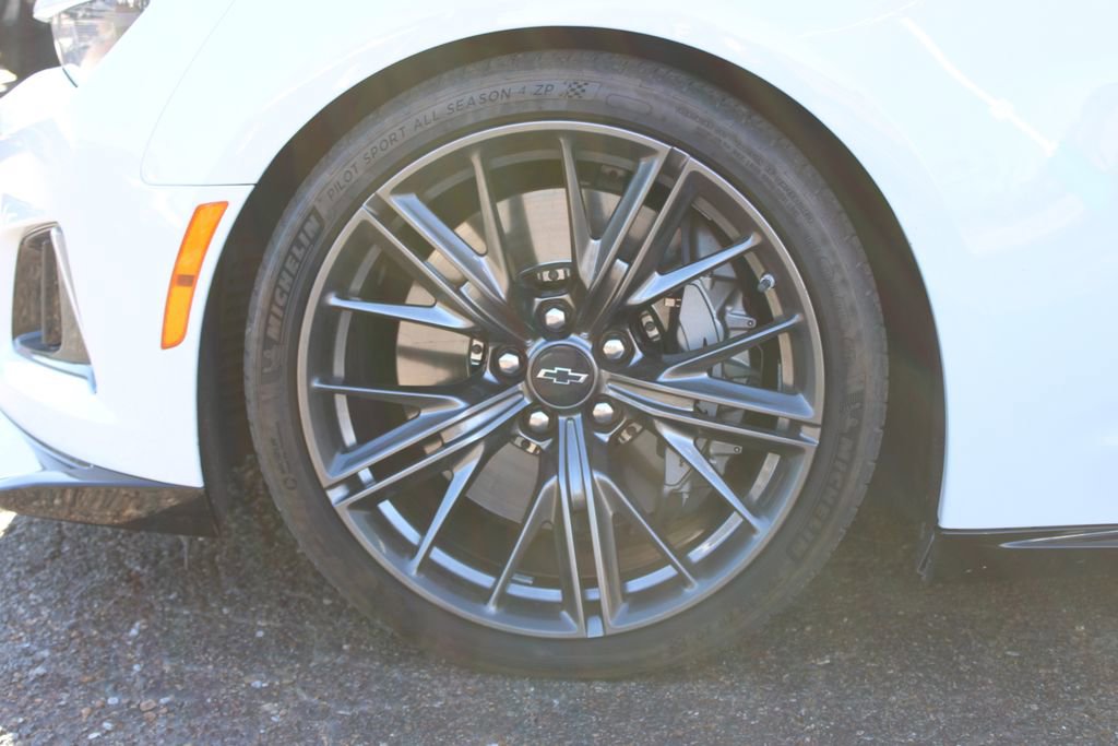 Used 2021 Chevrolet Camaro ZL1 image 35