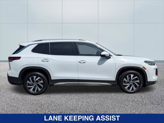 Used 2025 Volkswagen Tiguan S image 6