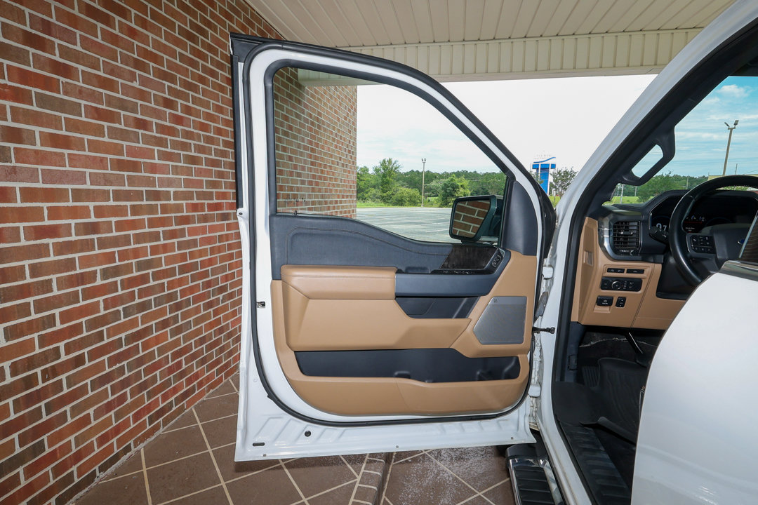 Used 2021 Ford F150 Lariat w/ Equipment Group 502A High AWD/4WD image 10