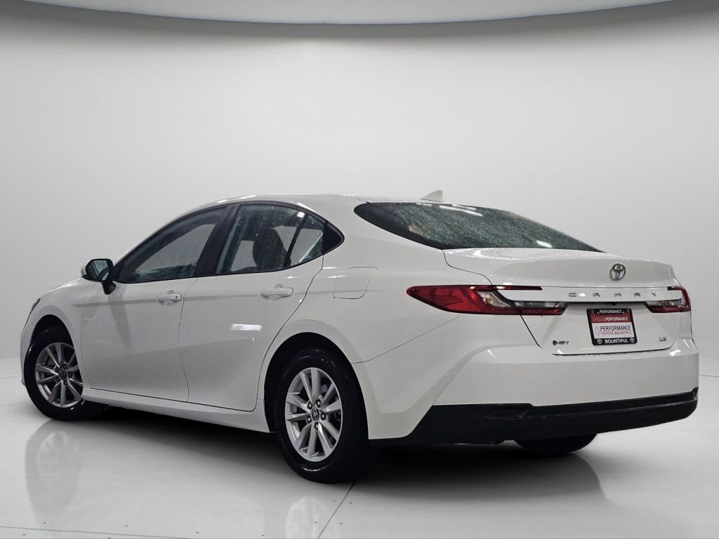Used 2025 Toyota Camry LE FWD image 20
