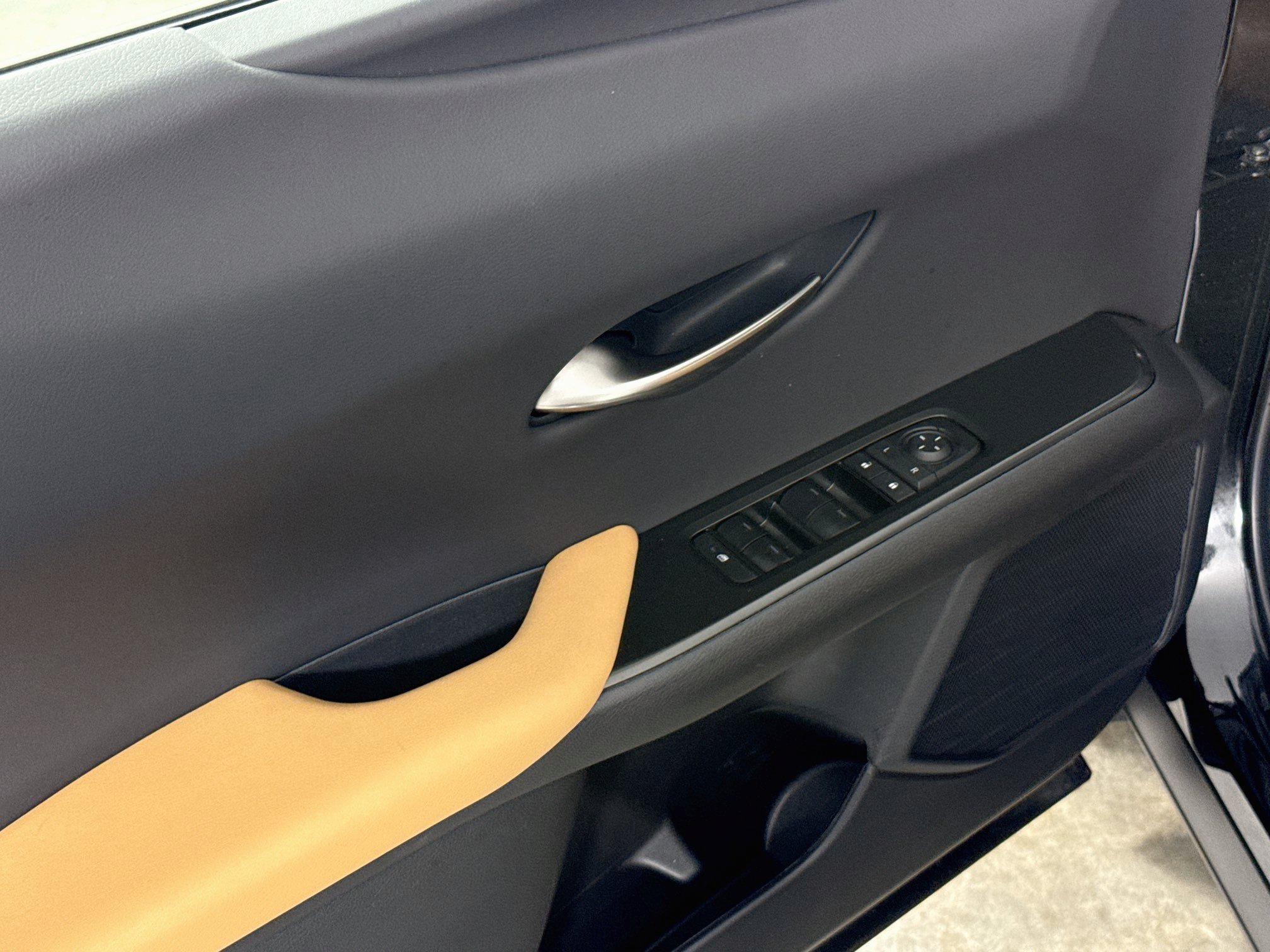 Certified 2026 Lexus UX 300h AWD w/ Accessory Package (2T) image 19