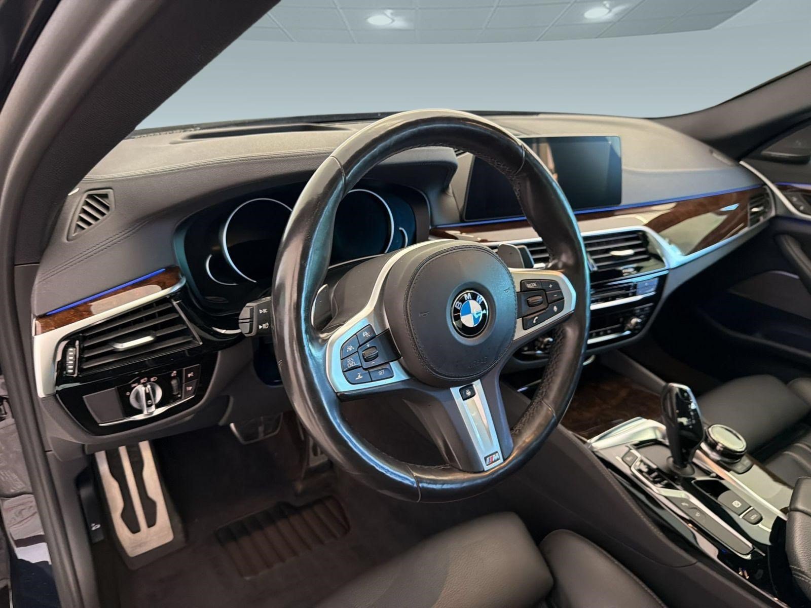 Used 2018 BMW M550i xDrive w/ Driving Assistance Package AWD/4WD image 4