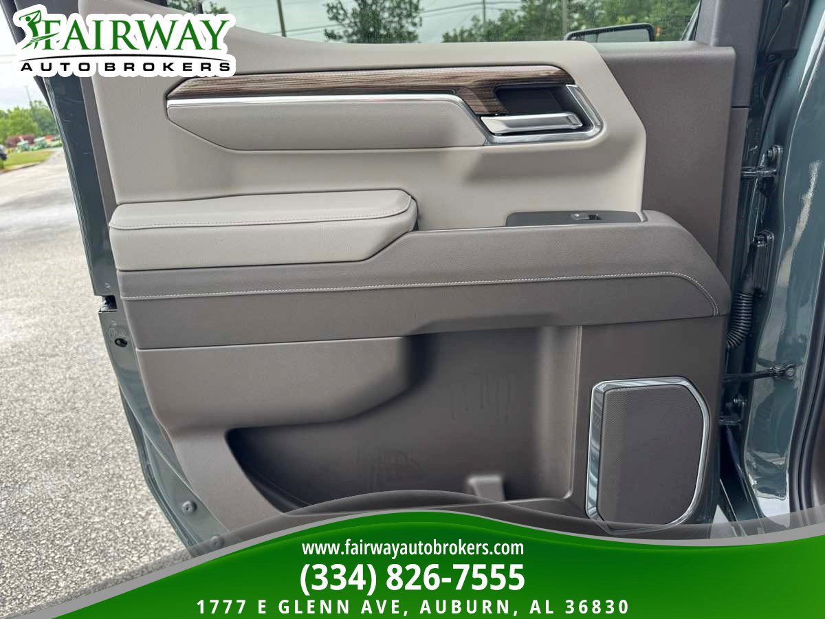 Used 2026 Chevrolet Silverado 1500 LT Trail Boss w/ Convenience Package II AWD/4WD image 30