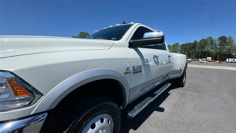 Used 2017 RAM 3500 Laramie image 10