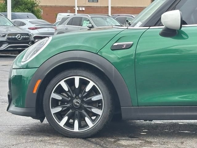 Used 2022 MINI Cooper S w/ Signature Upholstery Package FWD image 7
