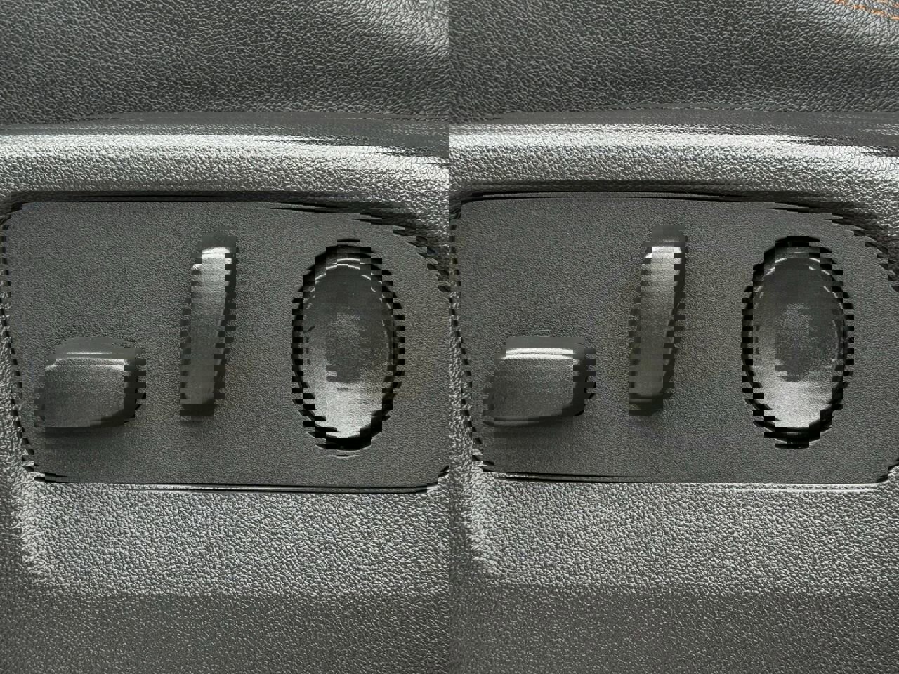 Certified 2024 GMC Sierra 1500 AT4 w/ Technology Package image 22