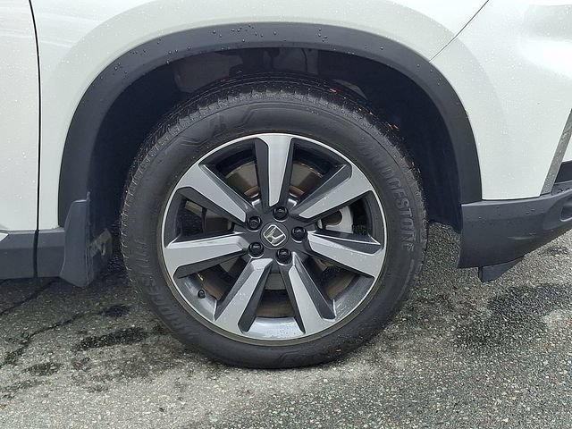 Used 2025 Honda Pilot Touring image 29