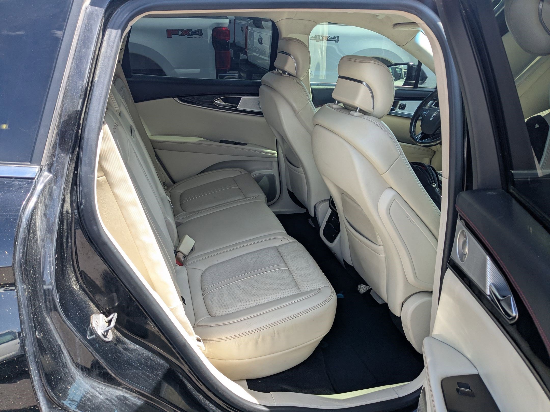 Used 2016 Lincoln MKX Black Label w/ Technology Package AWD/4WD image 31