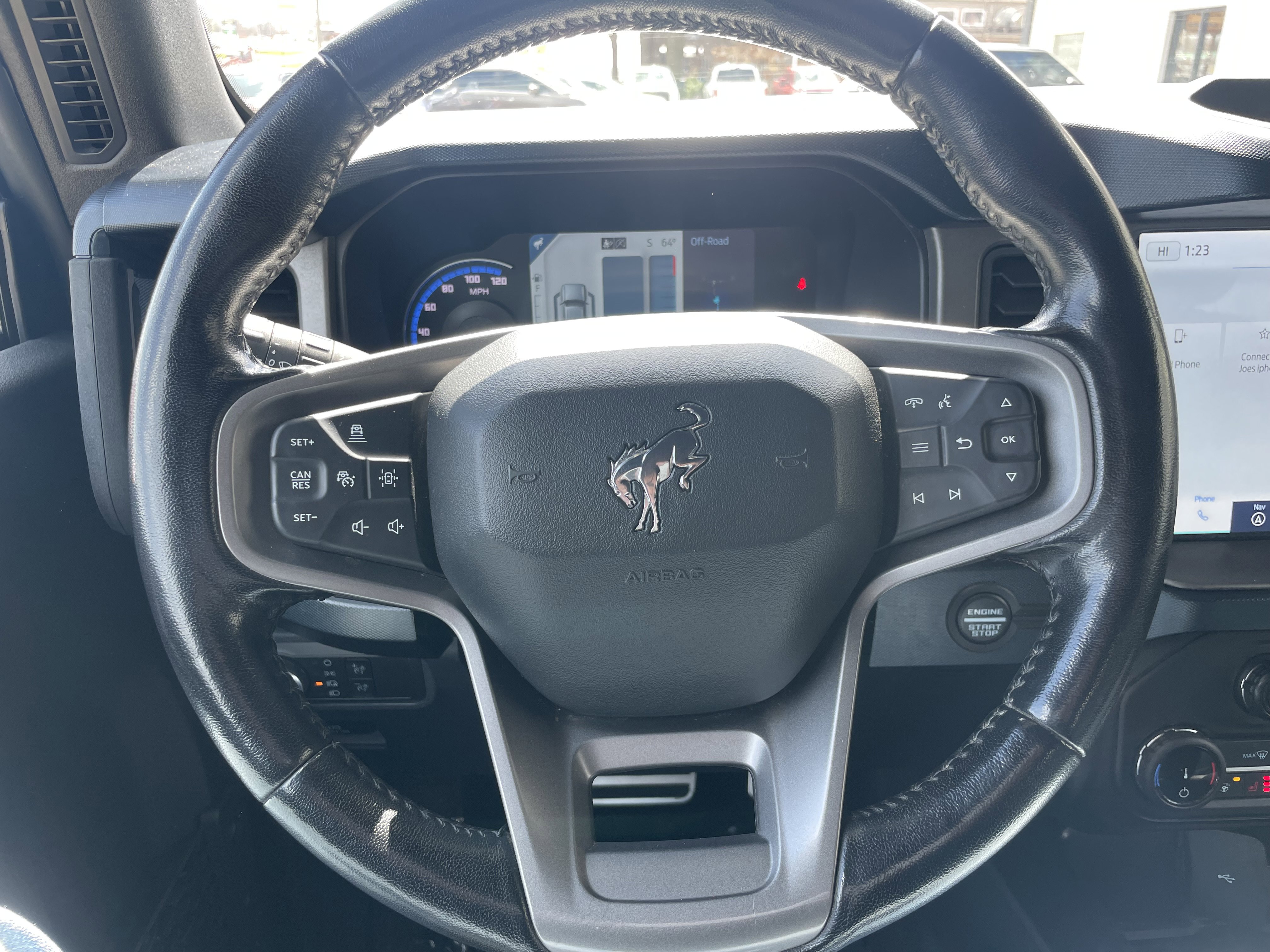 Used 2022 Ford Bronco Outer Banks image 14